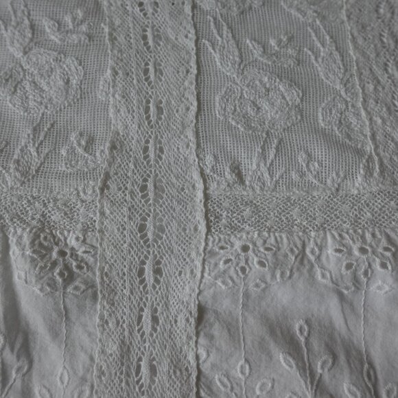 ZARA Broderie Anglaise and Lace XS White Top Embroidered 100% Cotton blouse - Picture 8 of 15